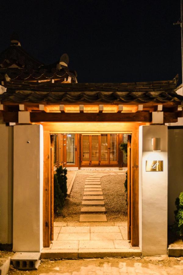 El House Hotel Gyeongju Exterior photo