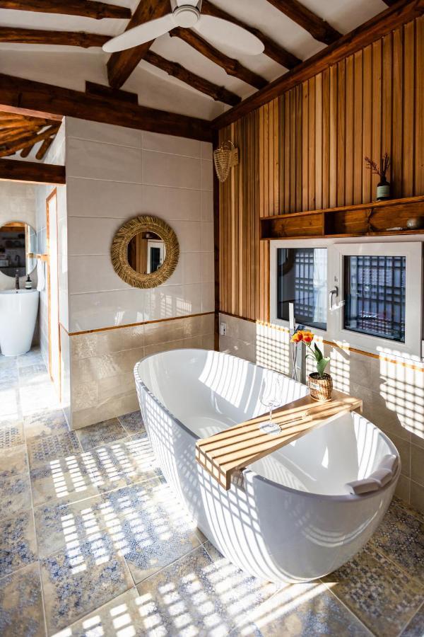 El House Hotel Gyeongju Exterior photo