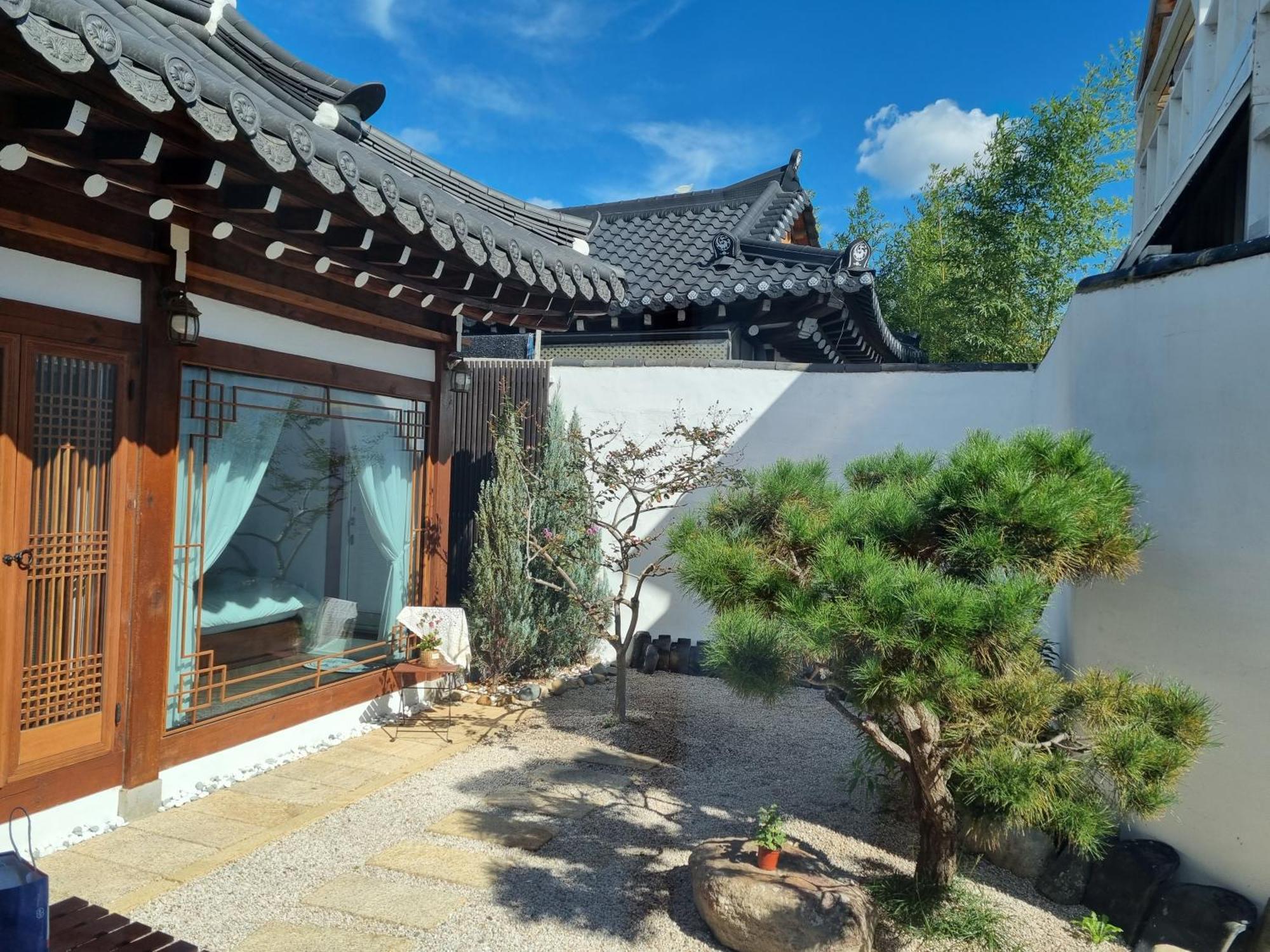 El House Hotel Gyeongju Exterior photo